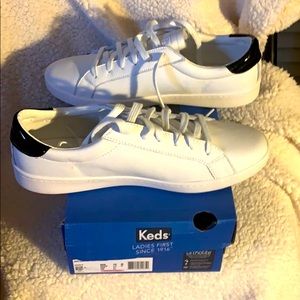 Women’s Keds Ace leather sneakers 10M  white NWT